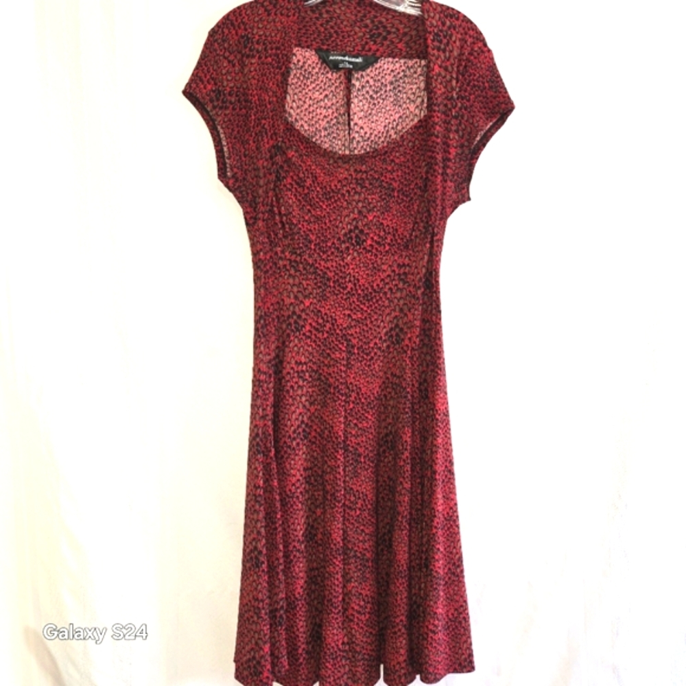 NORMA KAMALI WOMEN DRESS RED, BROWN, AND BLACK SNAKE Print SIZE LARGE BEAUTIFUL!